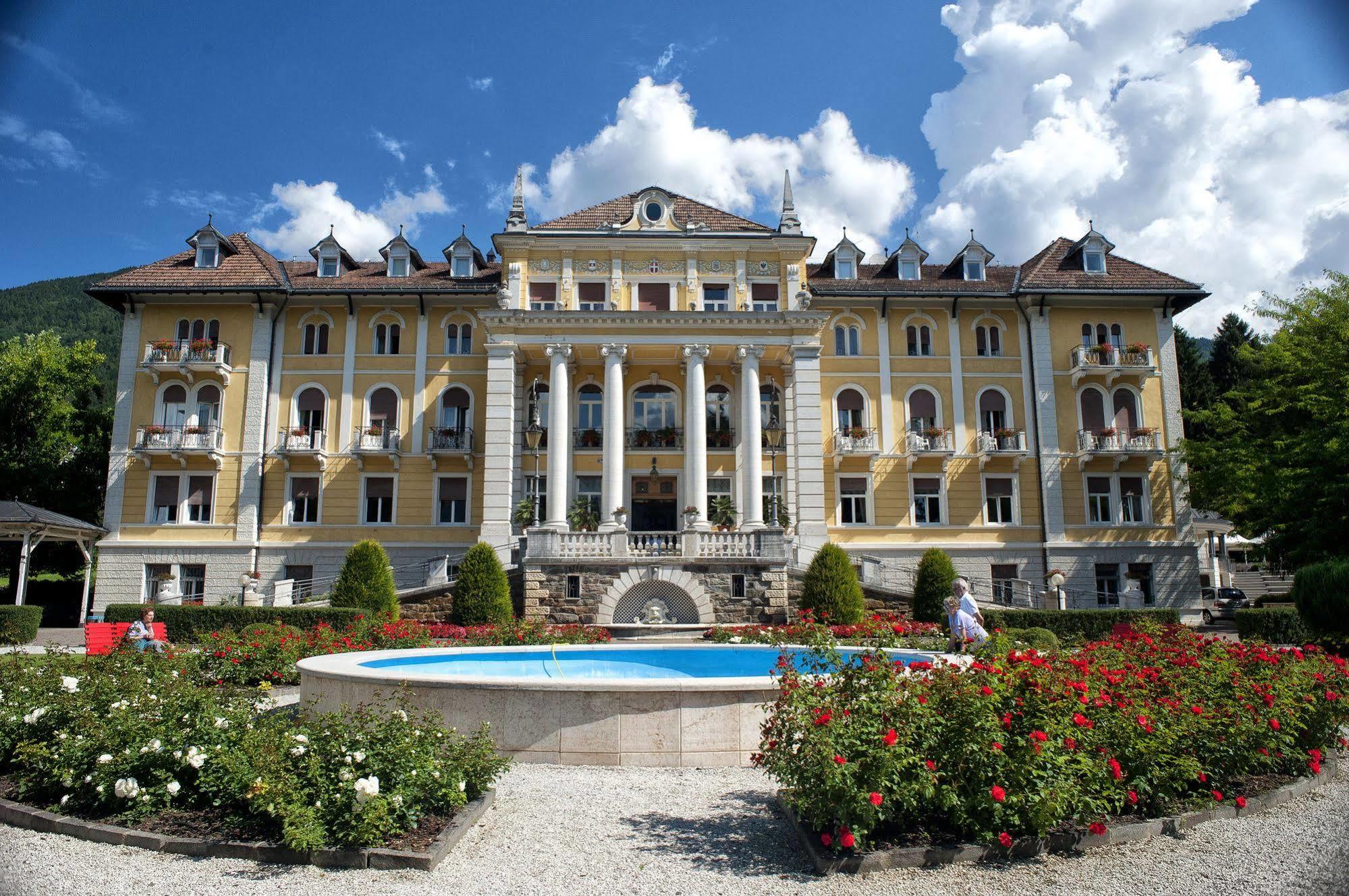 Grand Hotel Imperial Levico Terme Exterior photo